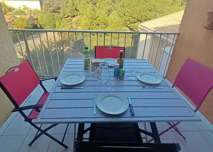 T2 Cabine, Mezzanine Pierre La 4oliv41 Saint-Pierre-la-Mer (Aude)