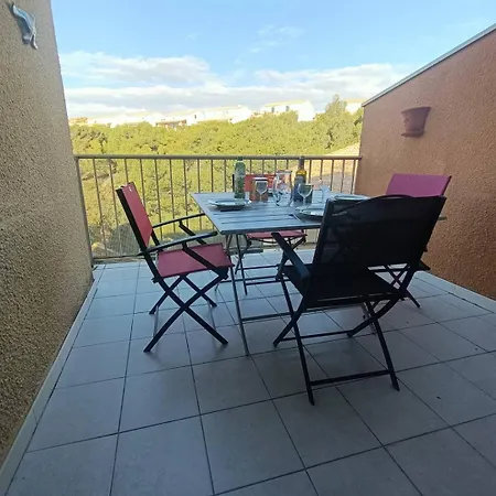 T2 Cabine, Mezzanine Pierre La 4oliv41 * Saint-Pierre-la-Mer (Aude)